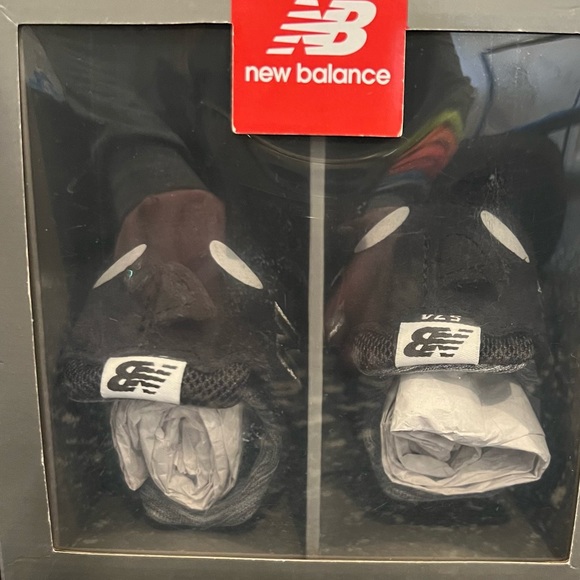 NWT New Balance 574 baby crib sneaker- 3M (6-9 months) - Picture 3 of 11